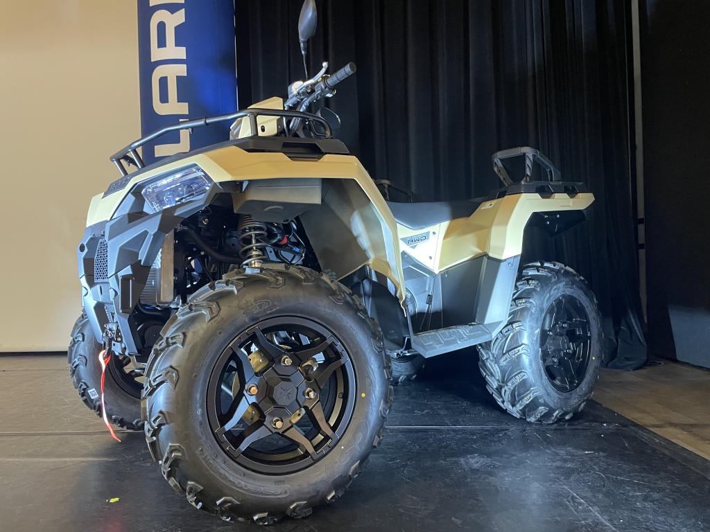 Réservez votre Polaris 570 sportsman army