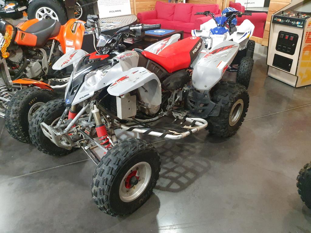 QUAD POLARIS 500 PREDATOR 